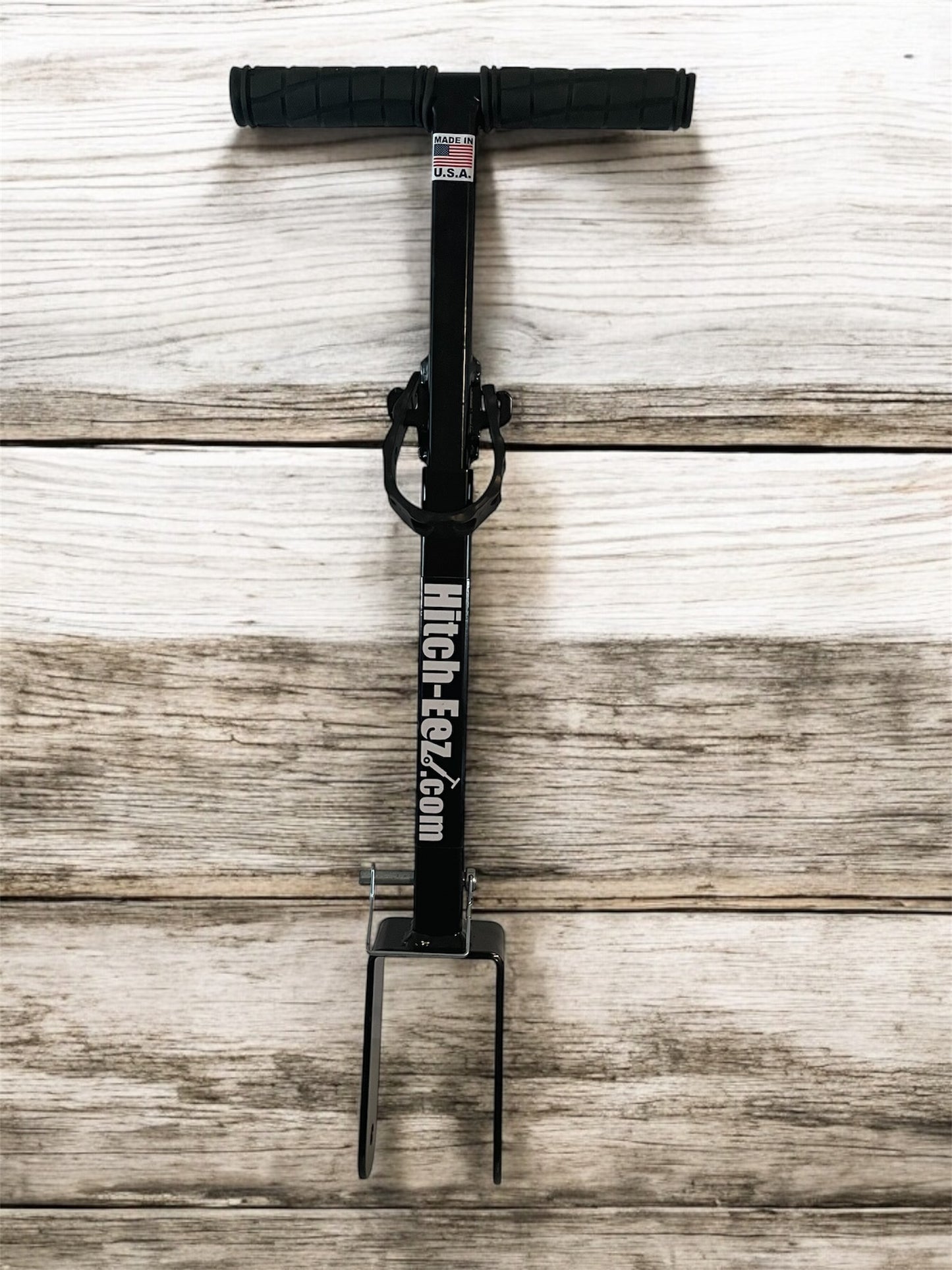 Straight Handle (Non-telescoping) - For lighter trailers.